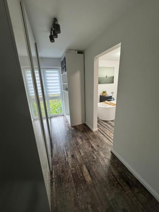 Modernes Ferienhaus In Uedersdorf エクステリア 写真